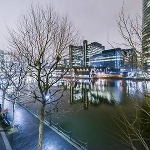 https://41-millharbour-luxury-apartments.cambridgehotelsuk.com